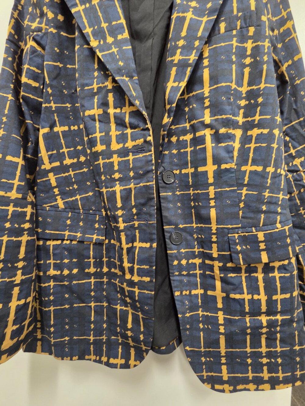 NU Denmark Navy and Gold Print Two Piece Suit - Picture 11 of 14
